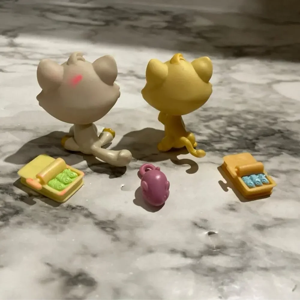 Littlest pet shop cat bundle